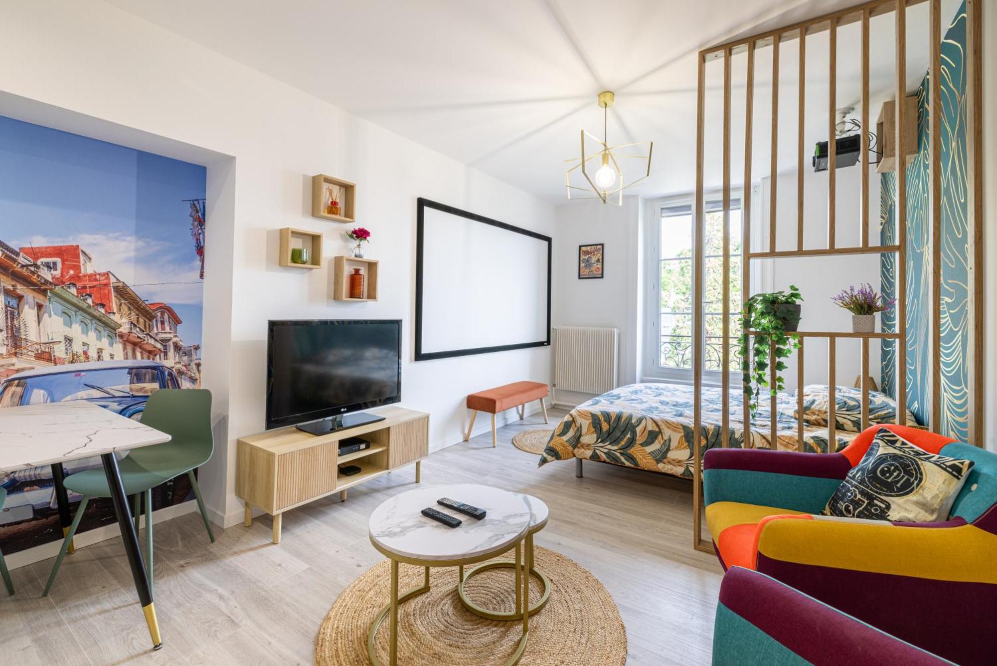 Apartamento Retro Movies *